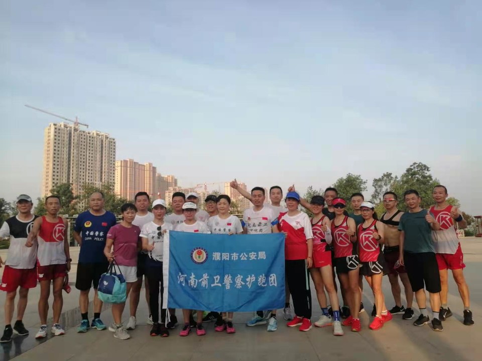 q3WIkLpoqhO-qggX-8uTid-Xpr_J1NhPYxlFArHRAqAXbivFqYlDE3bE2zsFoHLs