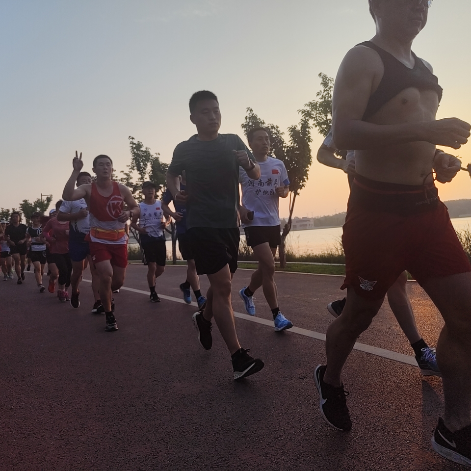 Jawu-DUTaFeY_PsLvtbZGiFvFxo24Hosu8N8gO0JhQU6wuo0YuR-CdSMhmFQFovY