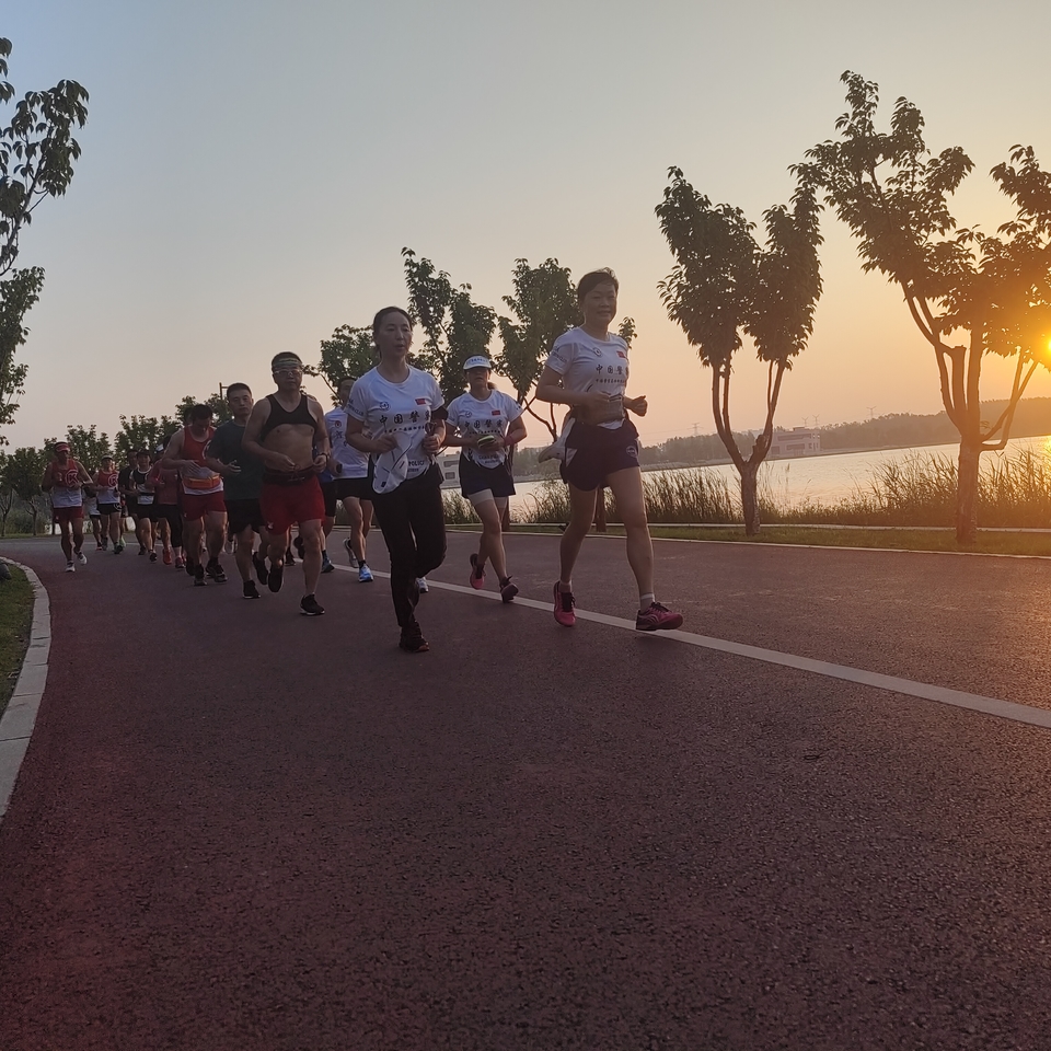 Jawu-DUTaFeY_PsLvtbZGopbektCVsxPzEGR2d7lI5tGxpbrBMUD2pFEZgJ4ipVT