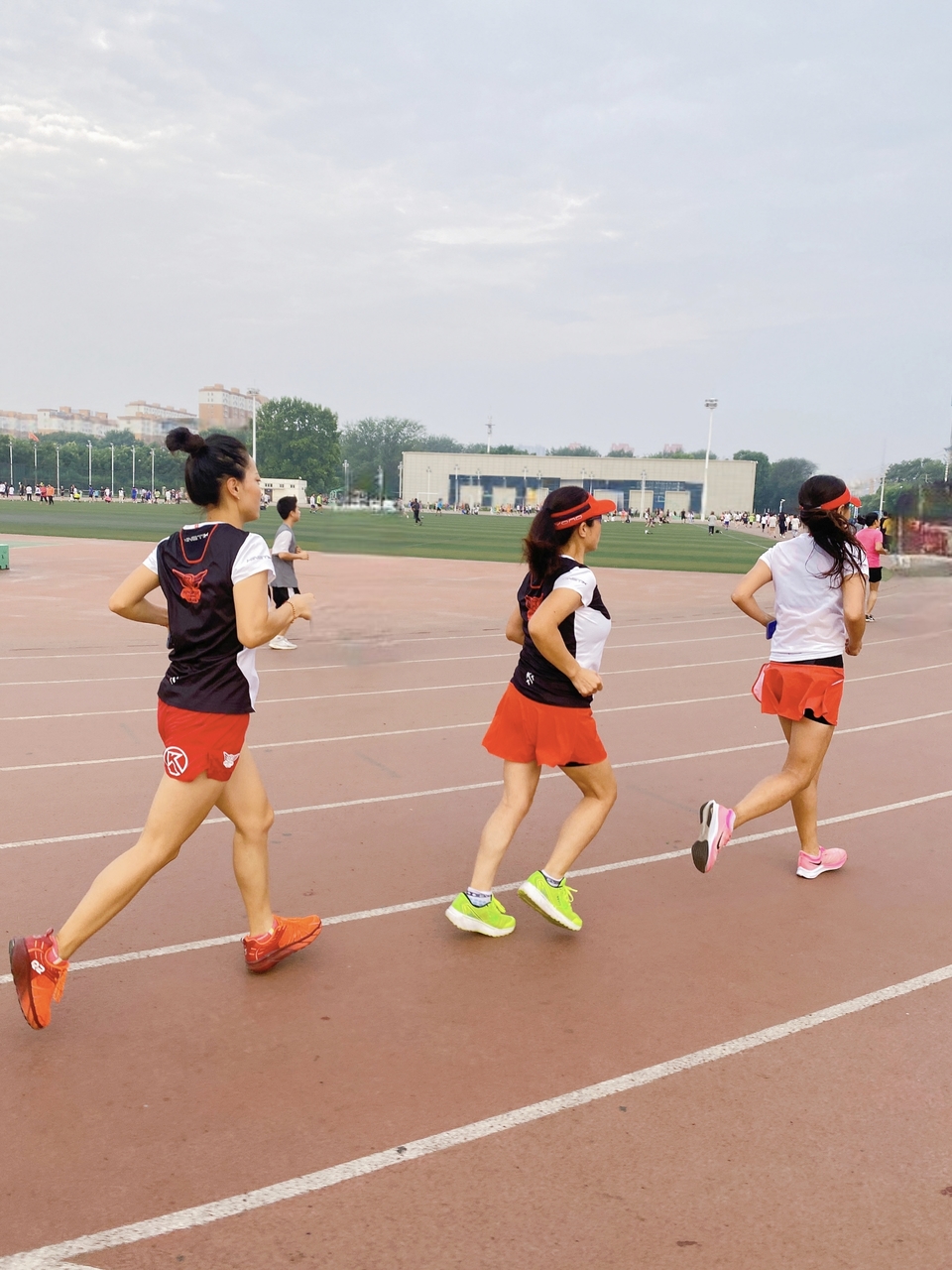 AVIYt7k9EDZTbfHYD8tPC-McssHbs3qn2CbEnel1CcxYUE3moV32eytQsFEnbCia