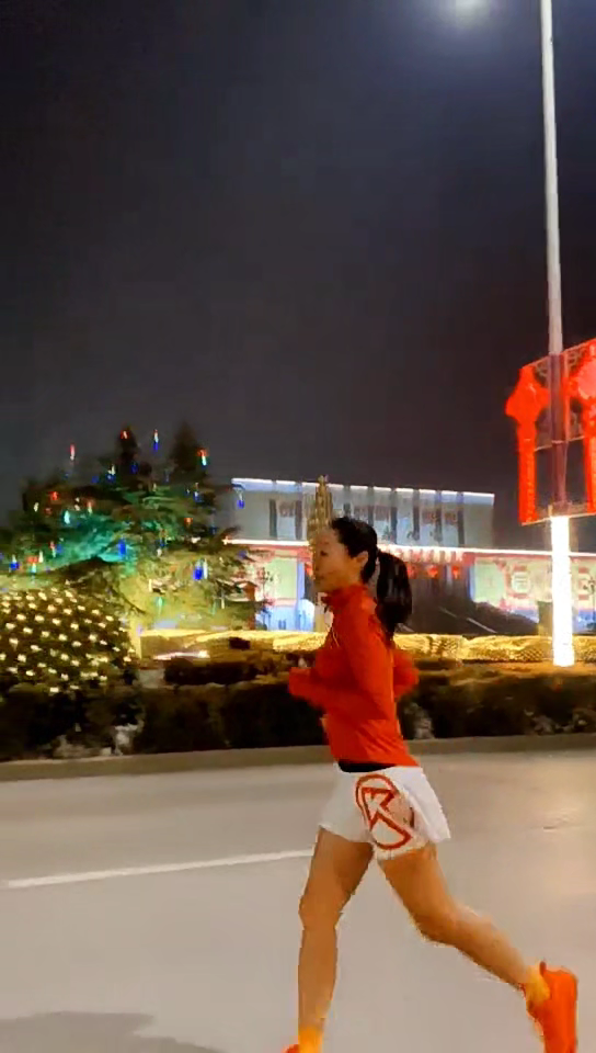 dZ82nVhRUkfeS8xmSUOWKO50VILlhlxw4leBd7w-vbal4HQTbwGsTENIxIebrhXM