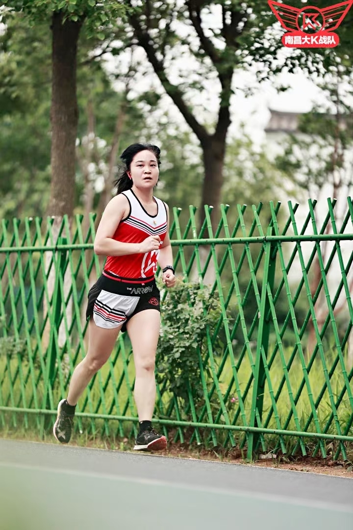 MdoCLhG2FM-1eJC7nTVa2uD-jqIPKoaLJ1rv9LfkyoaHgNICb-RbfJ_4LzC2k0Qq