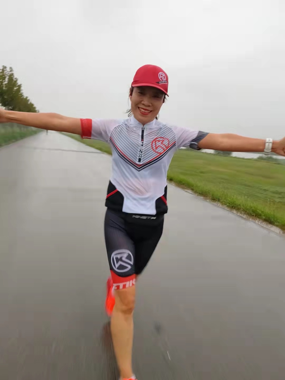 bHJRmplRat9-DdmS7aQs_BxiGzJOzFpzjdj_zyaxuWS-k68Mc4CEZcCl7Fv83lro