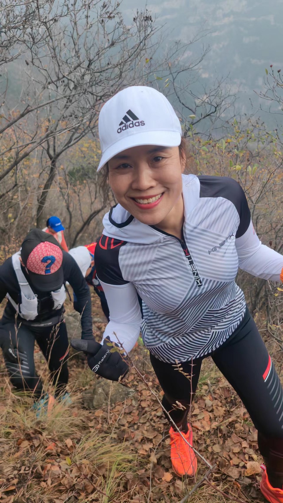 D4Op_-YPLduitjYJs8qnZPpKr7KLpOEDDRWOBWrlUrMM__xS6p0lLKjNHgILxznt