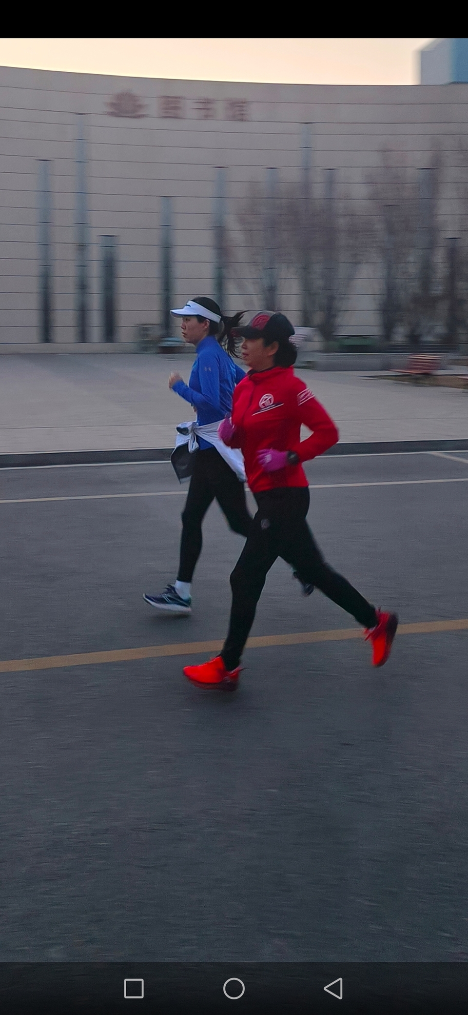 J-Zp6sFt9BsFOpQoTRfjMXk36EnsnMHiy7b26uI2gQxm_fFztdQf-bznD9O5SMiC