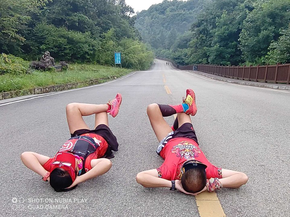 azesZ1kkfVpsCRMZF_gXdkwZxTnpuNEKL6gKktV8FSA-RlZsaFwaaHHg_iXh5SGE