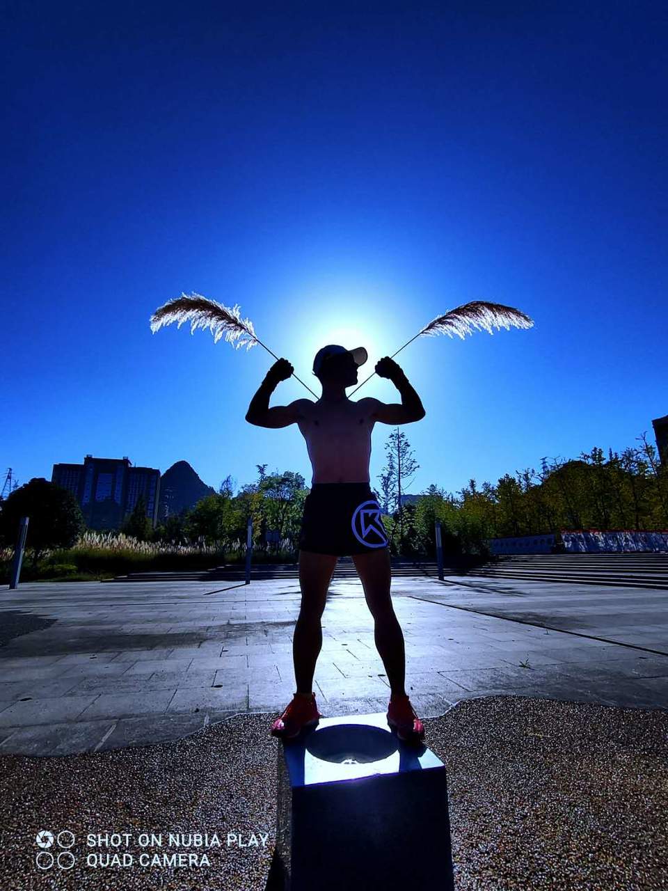 Mg70HXkc9VLKIQq4gQRcsSqPjsyTe7IbZ2jKUXBICKxldM369pFPF3IH31YtjvPP