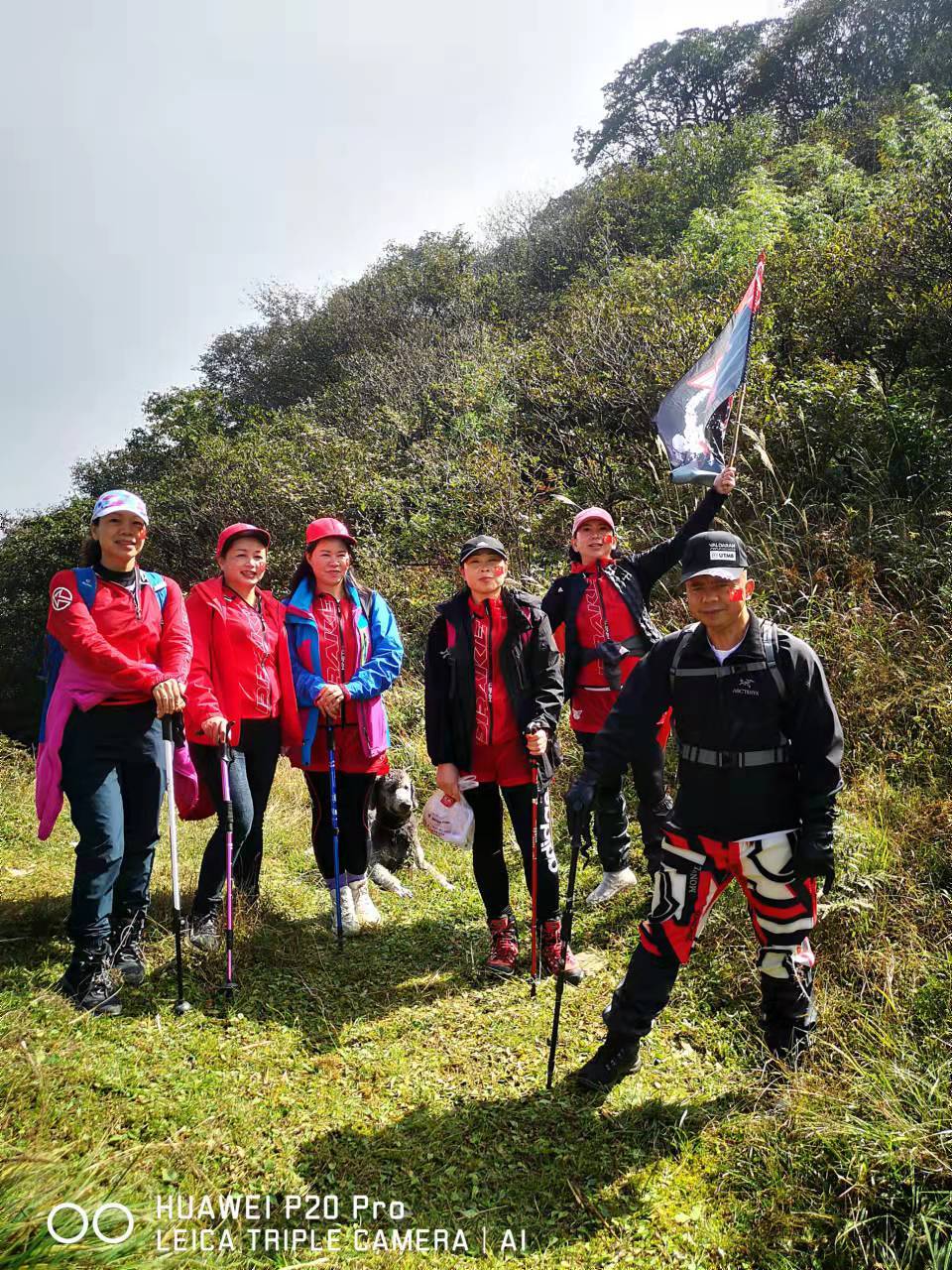 2TklrvS_awxWNHZaDIcVietb5k2VccVLkIpbTIE_ZnNPkB4U4L_syJXqfUFaEghI