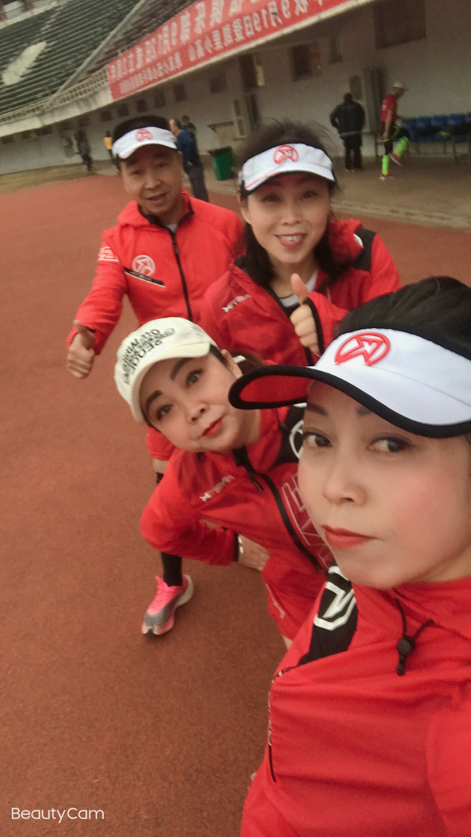 a-jelX8PBfjSw5b1PBfHNh6S82mQhakOTRxzdQNik-amZGXDsVWWHAoN64ojuNmD