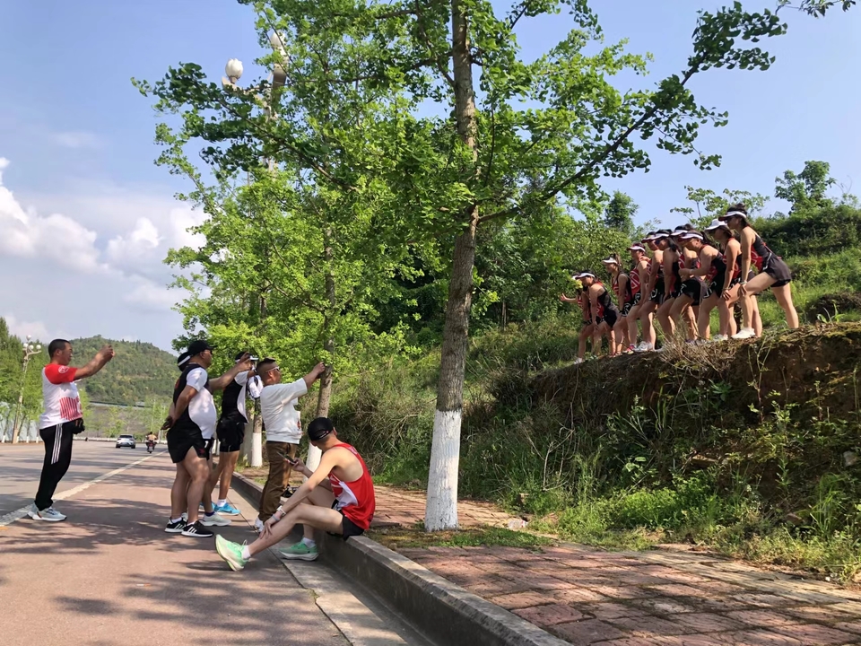 cBel1h3F-0J5dwjJuxnqaLckdI--bFGc54OSOK-Y2g_2P2jDnAymTSLOXUPolaxJ