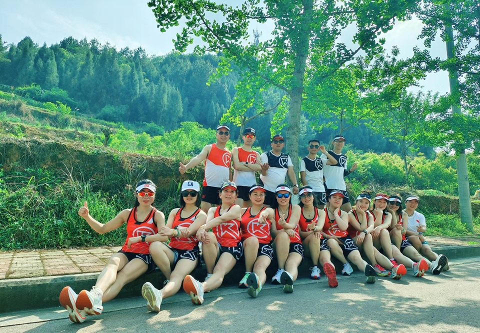 cBel1h3F-0J5dwjJuxnqaI-SH2i31j9Sz51vEVJ-evBPQBNI923sVBsLsfMyxoeE