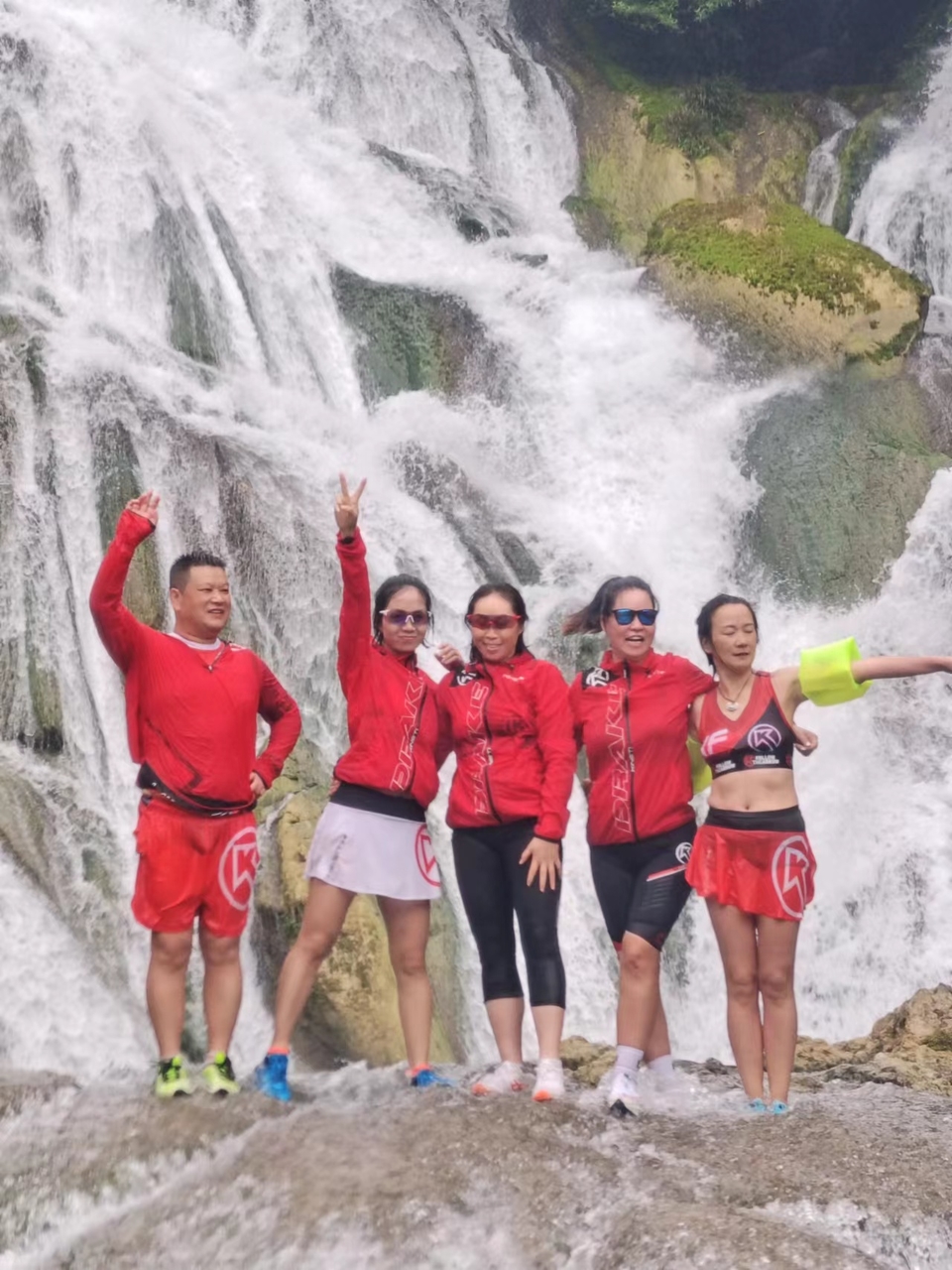 bTK_b4gbcQ0i43wgcj6sqsdC9_5LmQWs0r3vxD7BiwFqQ5cILX1-079Koo70zt3O