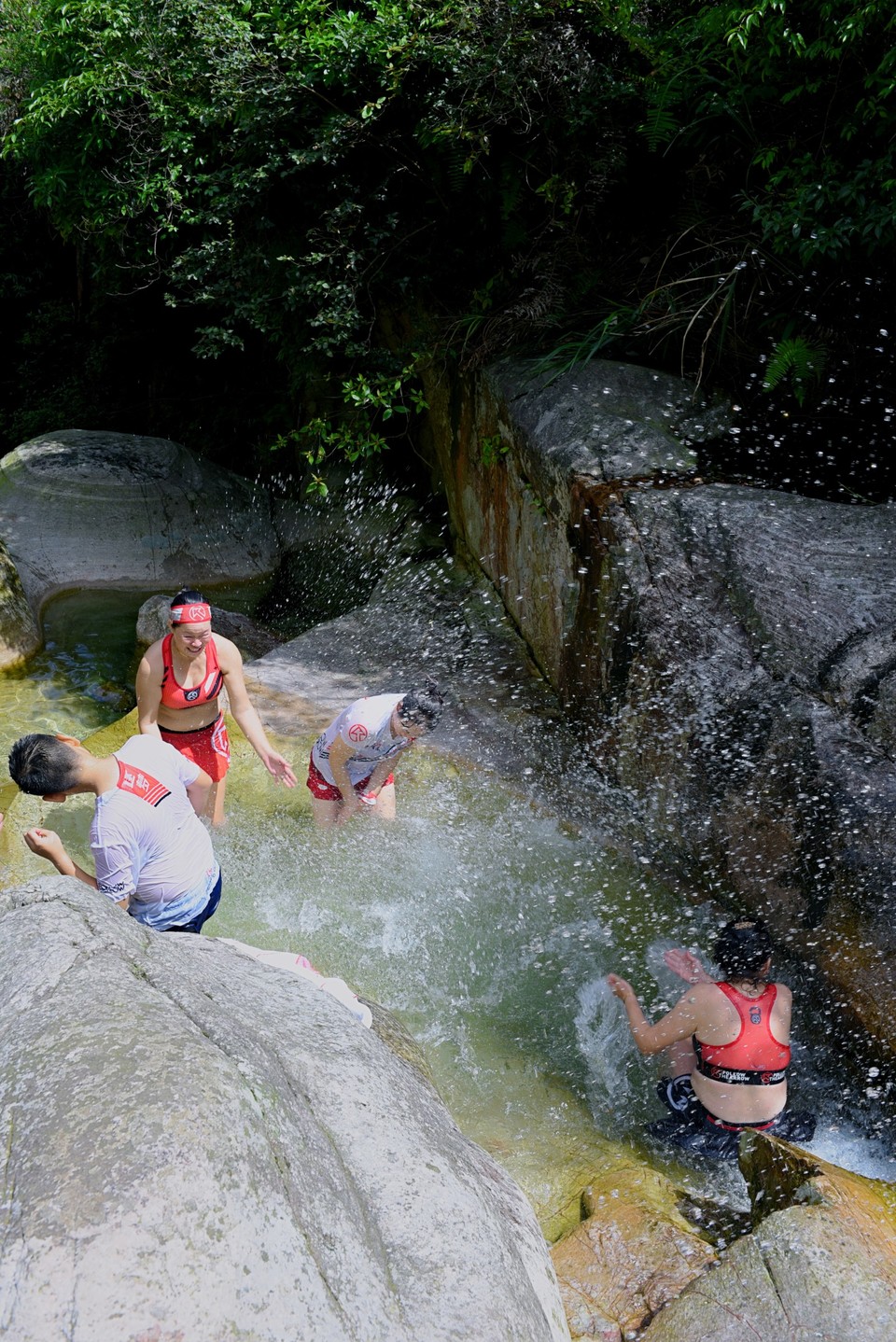 JmM_wIV4mWbLvRhijvJf8SiCbl0z-fclGScWo_2RuXQ9DXA2vhSm-X8HhhSjaap2