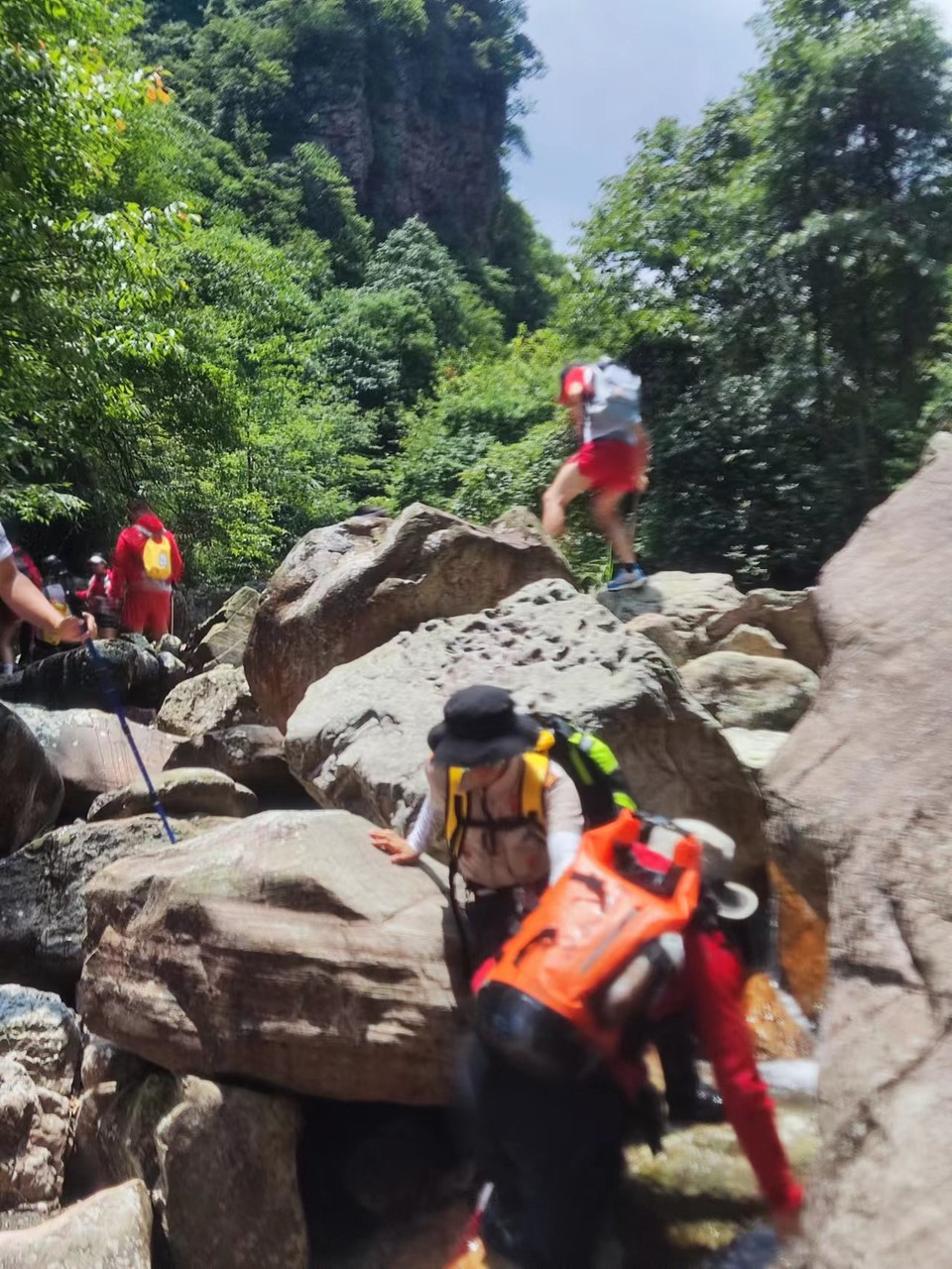 j0mS5oj0sdFF9Zl5-j6FEFxjrB0yRCKmnbLTz3Qko8CdDV_uTA45gw9Z1d9RvErV