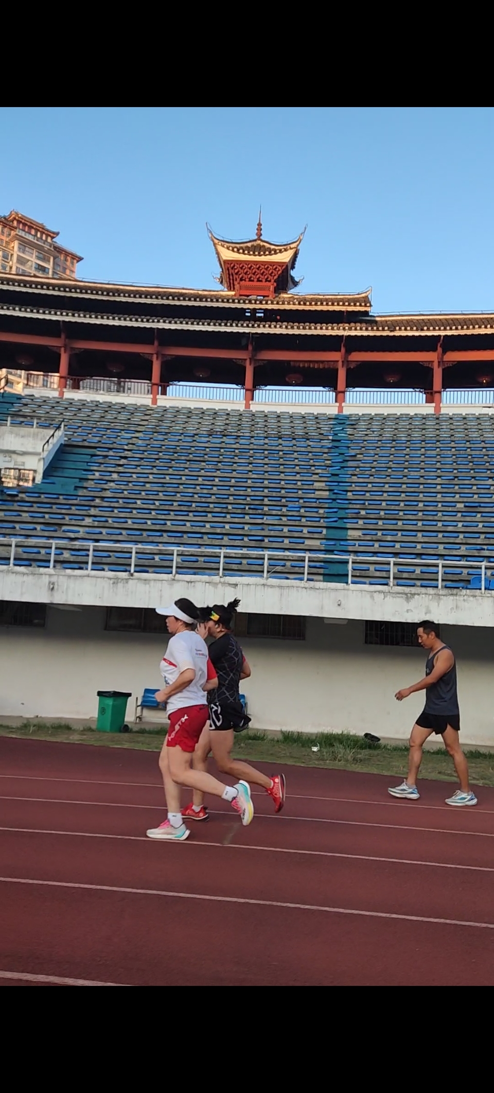 ZuyD1tUHsyXaxlN_qa2fY3v-uYztjougDPxijXflqWFbMD4pc2Cm9qPjlmBreLr_