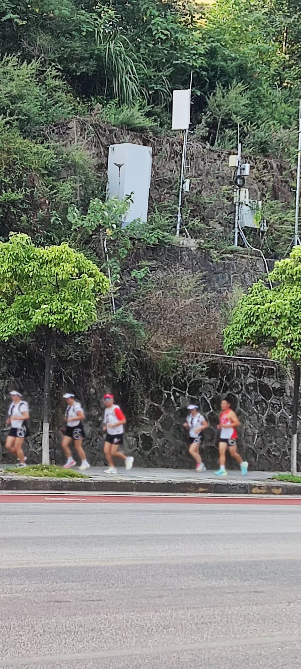 q9YoDho6JAtzQC1r6ZRSLeDgycnckTRocP8Z224PgqlV7ftZsN3UeI9wfAGAy4uf