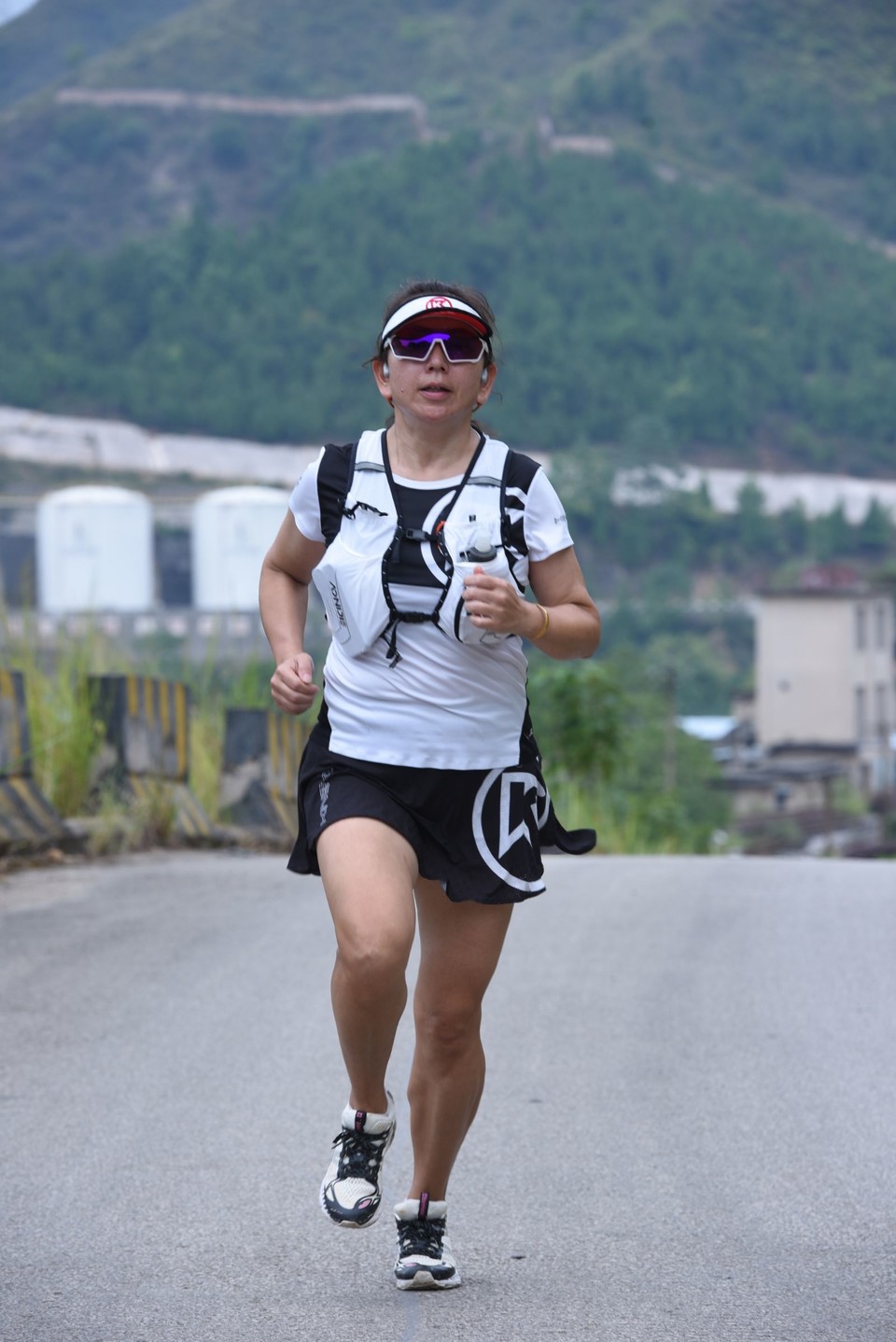 lKW5w5OQJjAok7tUwK7Wyd1pYYxcZTI0B4gIOwXJ_Tn4muY9UvYTLyGNcnzWU4J-