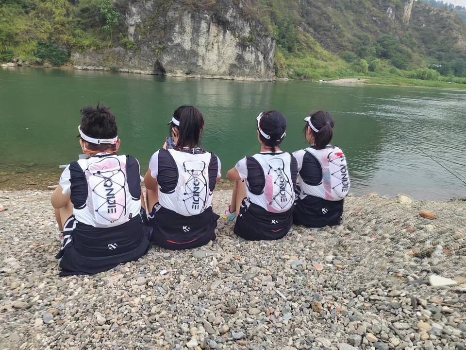 zL8oJABp_6d_iu_vfEGmcm9pg_0kbCfOgj6Mnotf0XEfMA4TXlxlgyh-gVmJsmiA