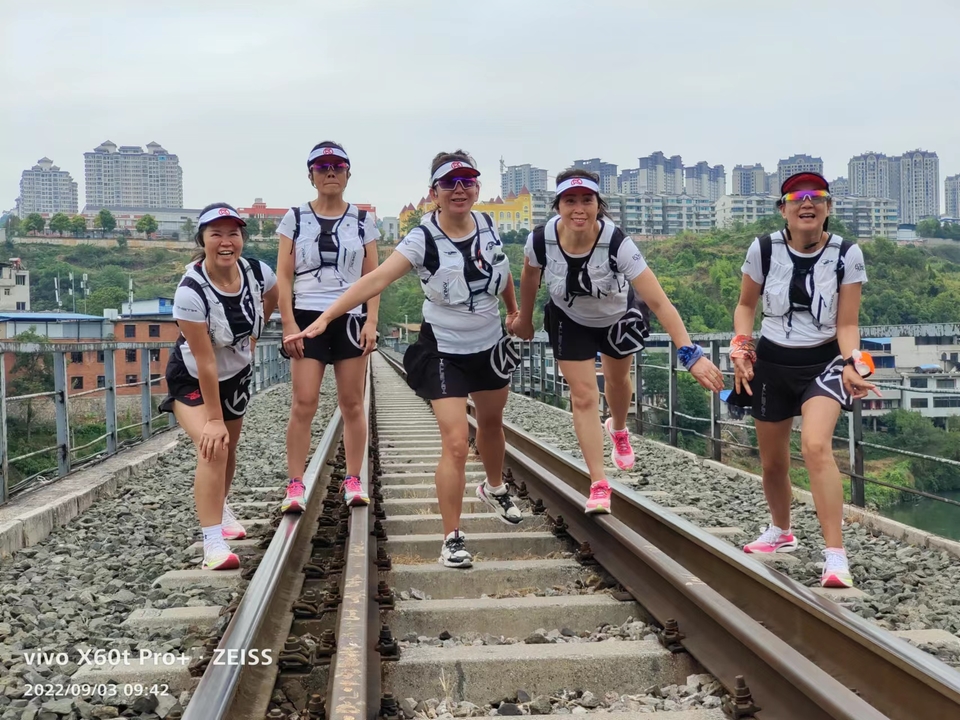 zL8oJABp_6d_iu_vfEGmcuD8QQaFoqGVZGMq56f_NzScYlo2J84iiiRFZNQ1OMoM