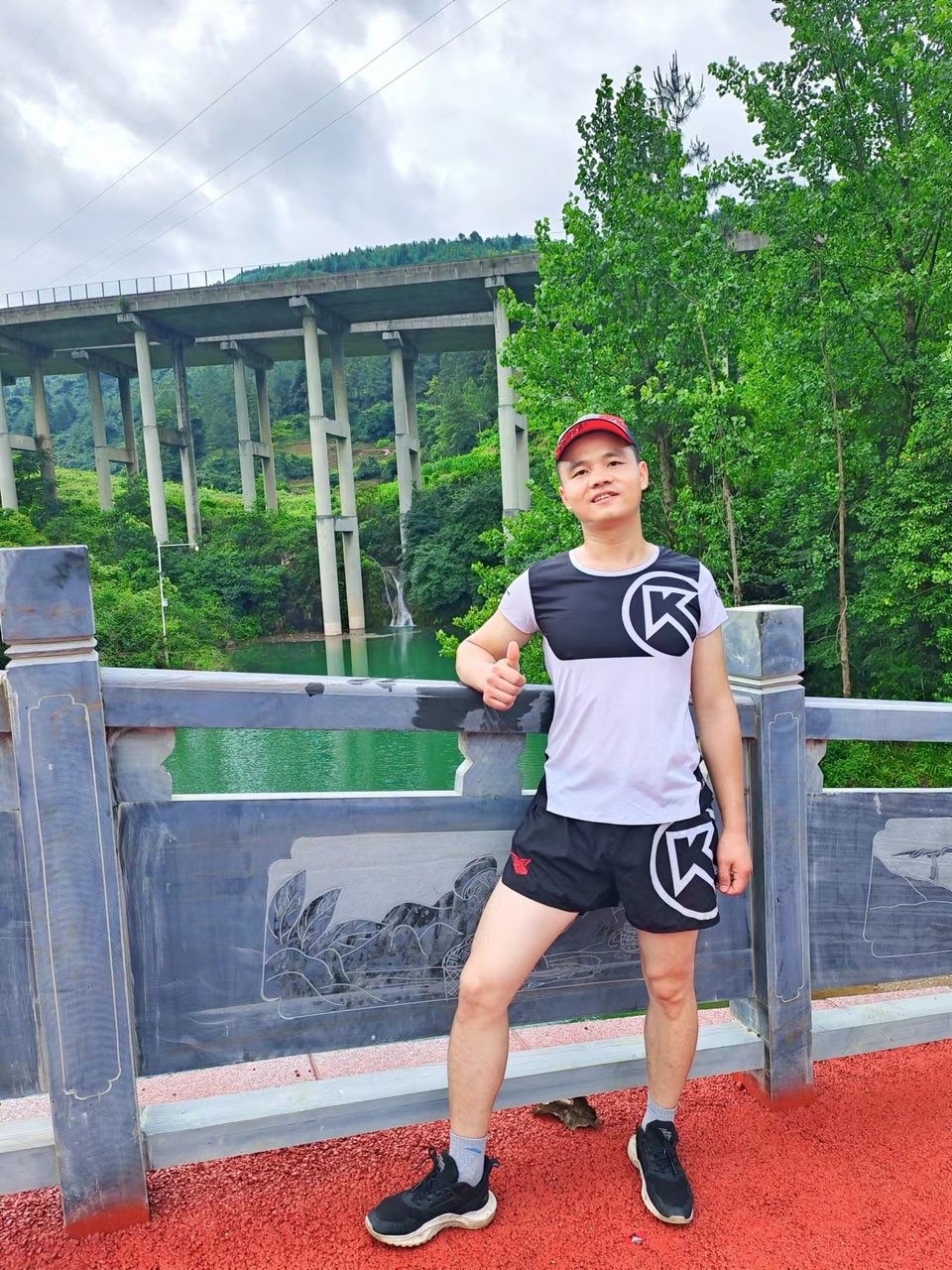 kMEXk-U4XYS8adFIp2xantfCiLdOzXvvLOM1qrXc3_YVIZXUzpLa6_lpVinTqlUL