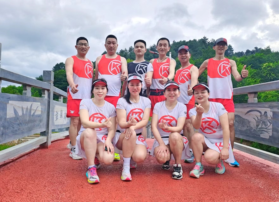 kMEXk-U4XYS8adFIp2xanlxzcqRkiC0-NFgU4XTm5ikFs_nPy8qkaCY2hesqqqYE