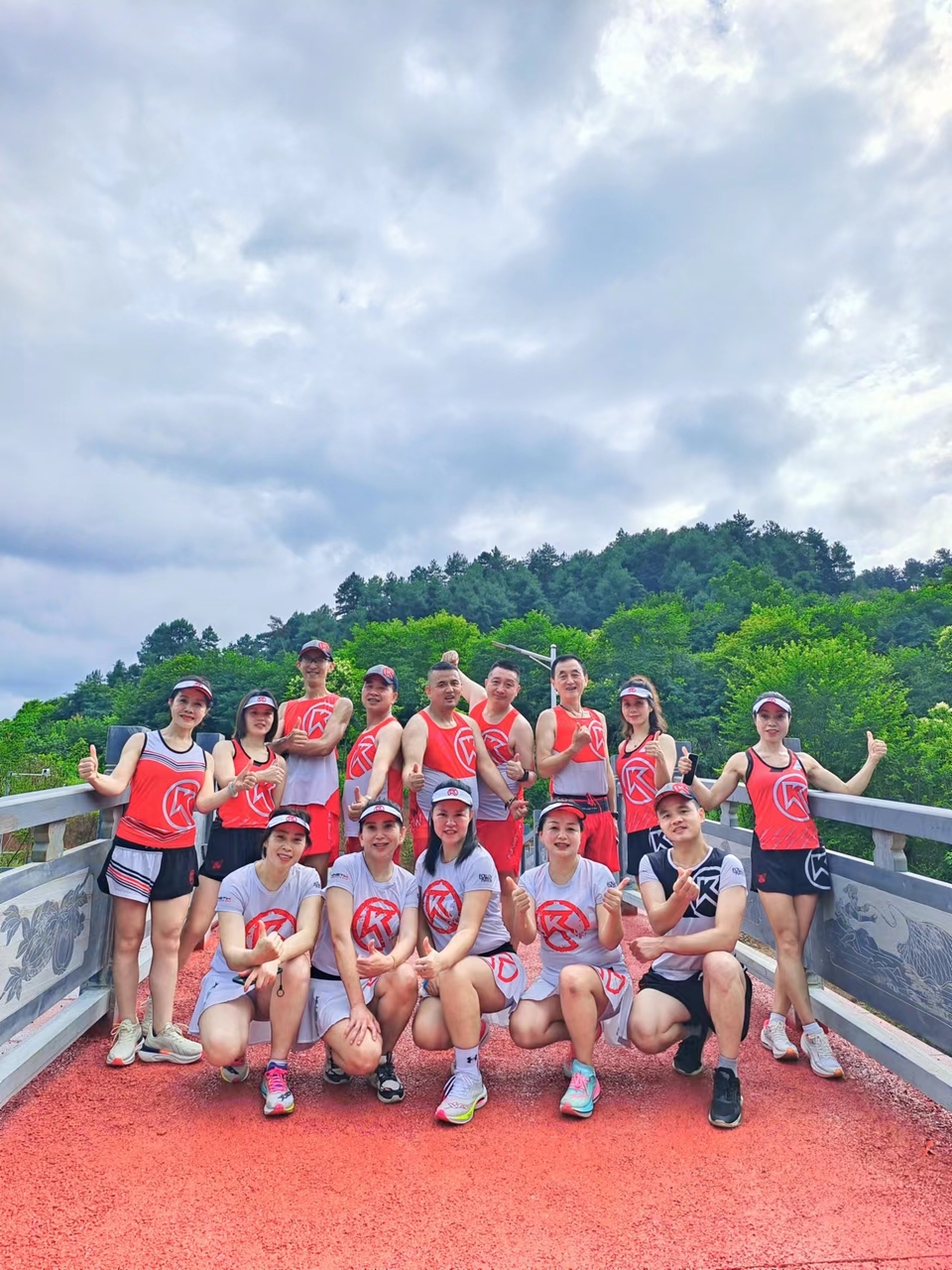 kMEXk-U4XYS8adFIp2xanjUj_Waf7Zs4Mva9YzBqkFVO_dq8lN9OIpCXQkAdsg7l