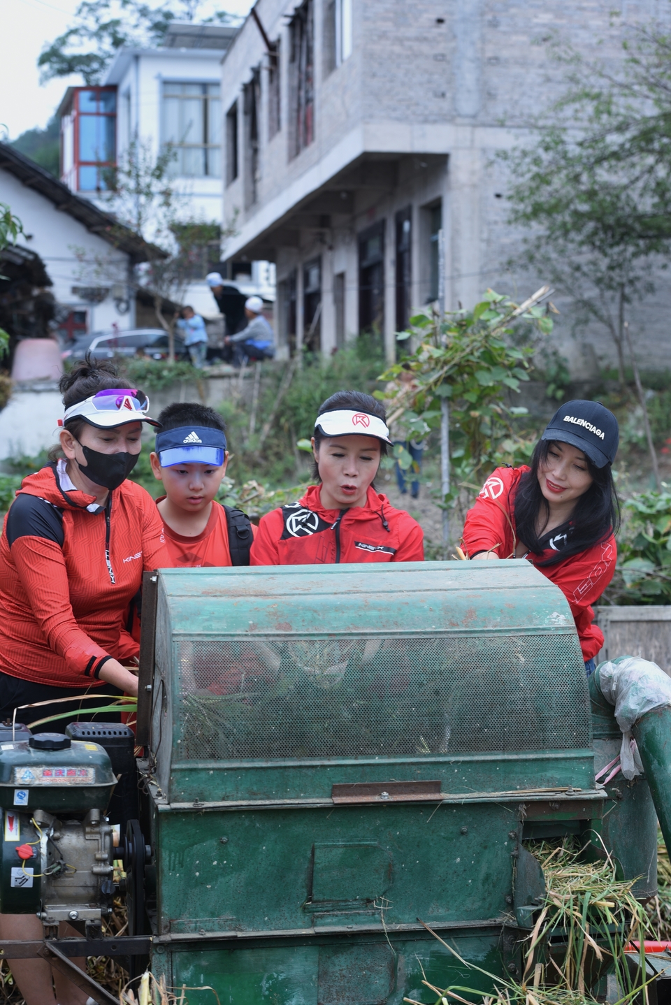 rpaenfUAro7_40vW2tH3P0dxrXZdZYYYPpWA8SuJq_2H_scKgf4JkdLhUQWSlM0-