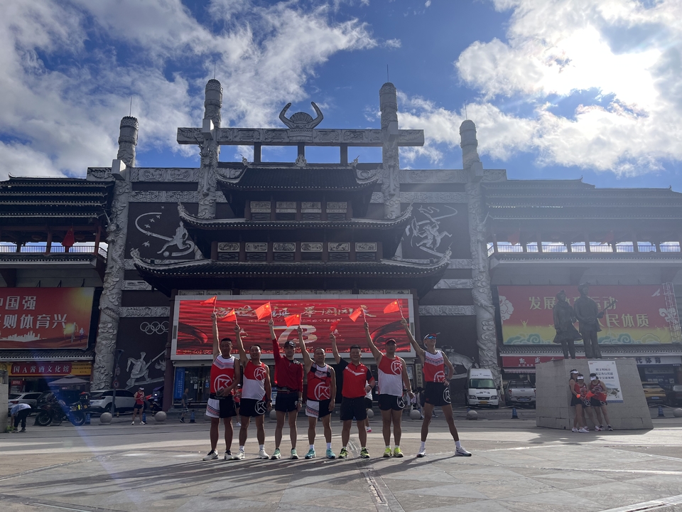 j_E4SF8NvxBGM-TnWrJlgO4vjiMrG-MbuVmin8Y2N4rtuu8uBUvUOY9XrkTJv1CC