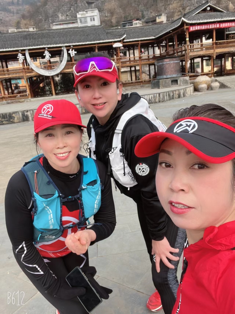 KZk9r_9RtweLVt8WNPd6TVFn5SXCtCsCBXZmeOyQPnREI_qrEdyJJuIx-oMs6rmw