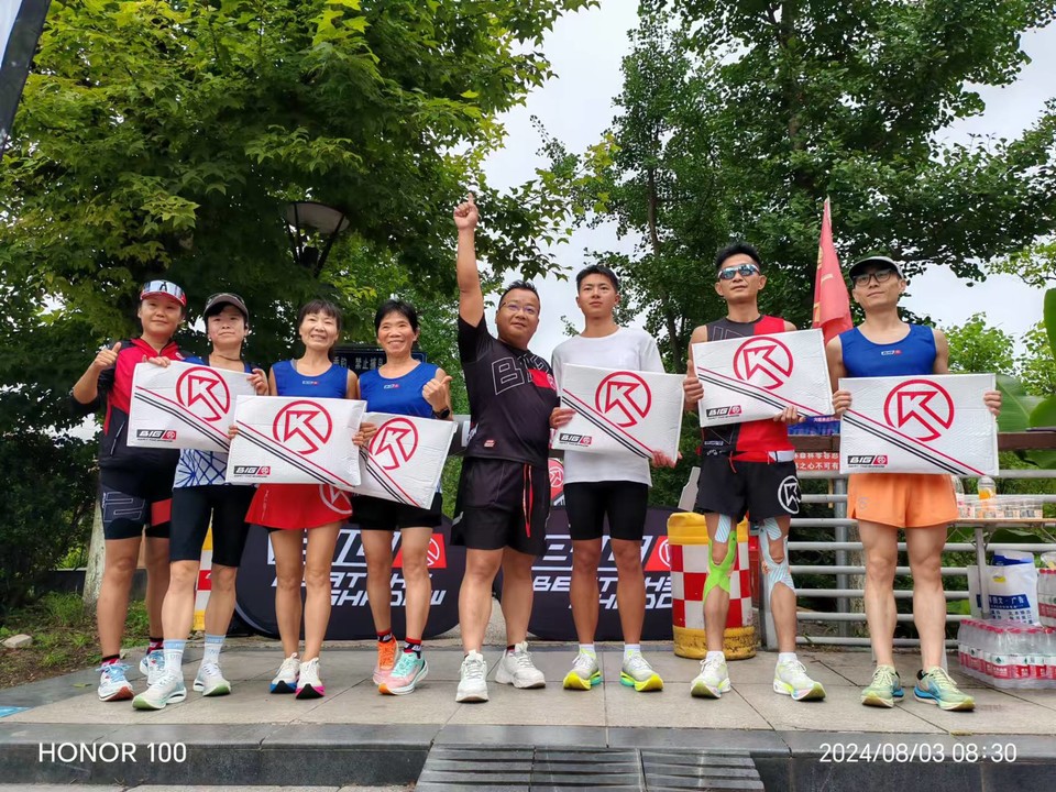 AQwEGWiz_LPeHJCqqxzO8_YEMvzwcmu1mZIa8V4j-vAXzs_KBbtTe1x99gt94OL4