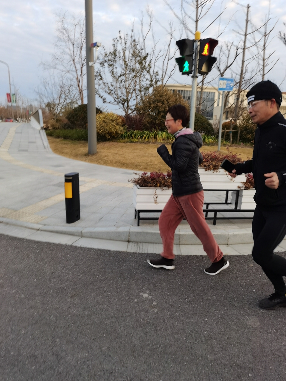 Tbt-Pym14XPKKlpcl_SaVYpzLJy6l9_8KdUEzAPHL7zsca3lTunvLkLe1VpkkaoQ