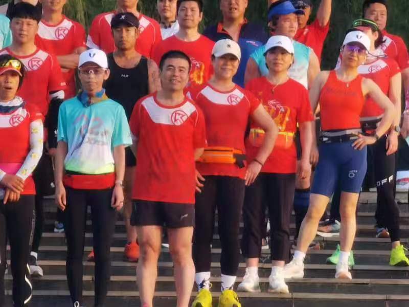 C-7oGZC6GbtFfl_6h3j_3yqpTmQh2jX5FAzGrIACalbxn124QqGejVszSF0Z5bF4