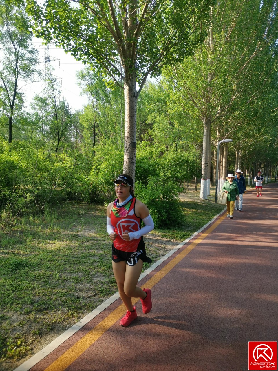 FMHjOZGuqMoon8sFZJ2WPFFRSfSjSiG4BlfvyXJszWqOVxSDttBKU_G4rMtjnD2U