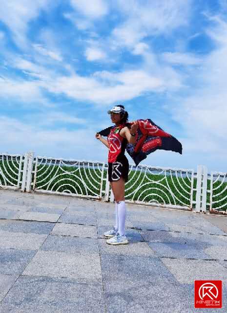 -1mKkKe-lsJnNpwTf4VcI9W-msW84mIqwQqX6HTyLGbvAlPWiVPmfC2CFCfCMCzu