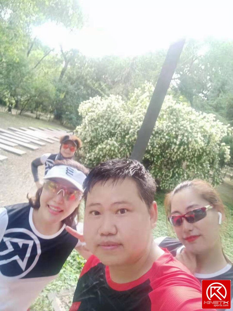 9cxVYyKn2gXA9Ti6S_1AWM8iY-TxsKR7G8akWtUJ03bQmhadFGvzJbNe27h8K31d