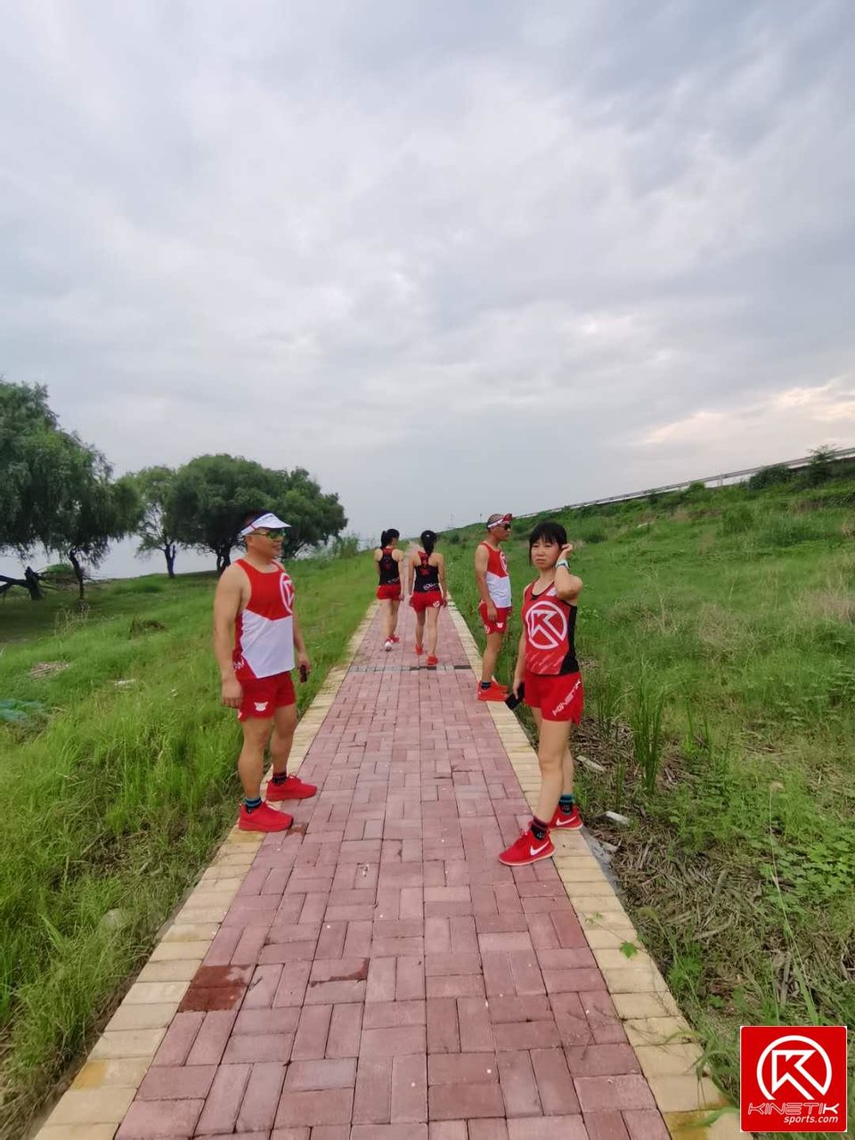 VU8bW7cNTKm_AuypiS-VN4j7GSFIKSBwQEWIQNJcdWONZNXW8iNRkyFgvWGeIs7r