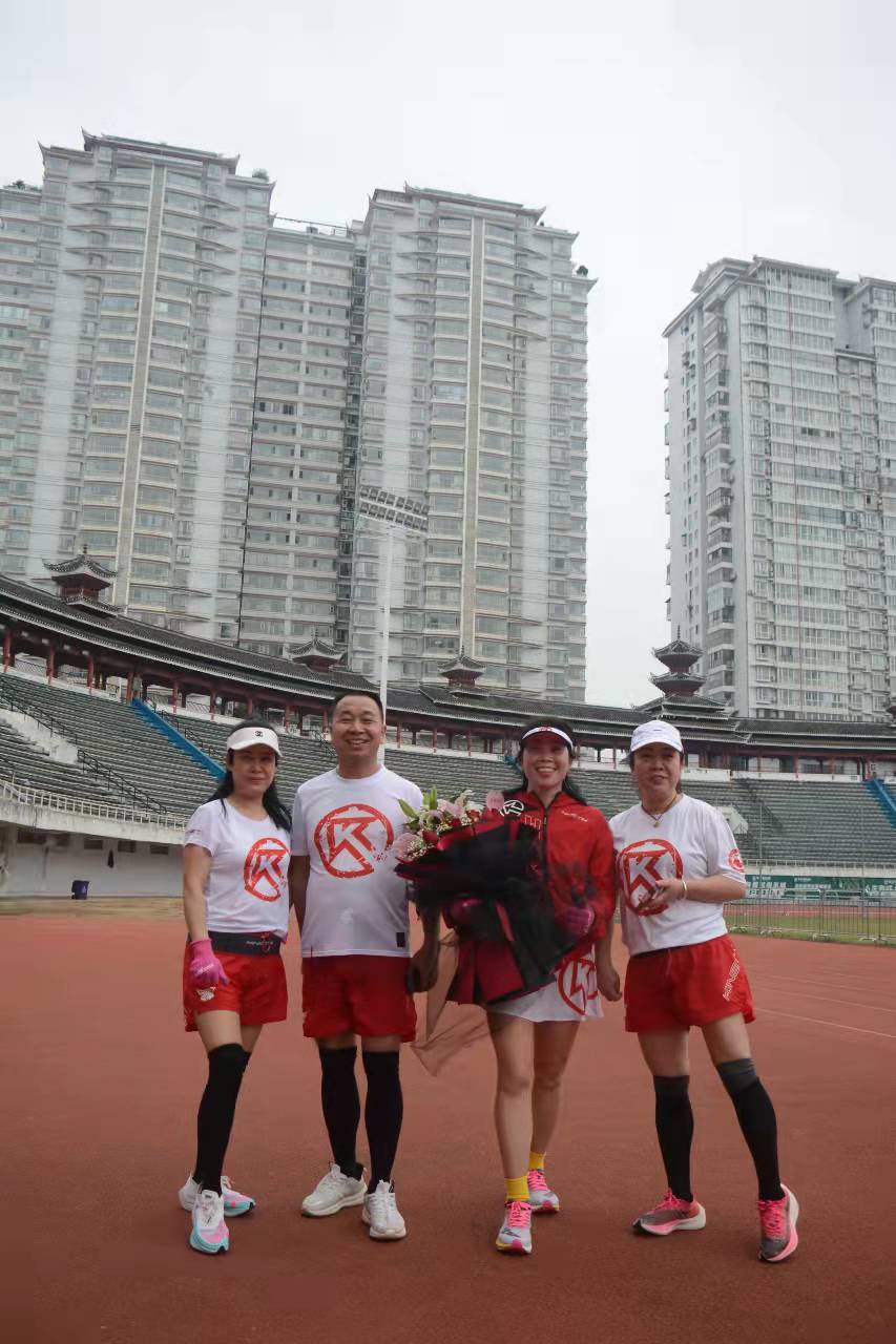 68d8fGa1NFoAu0YCdF8U0vhLDU_kt7iMm-MFWNqYPtAHa_EC29QqV7wmQbHxZ1qJ