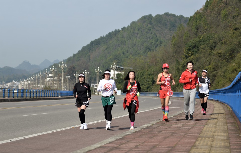 1NE1aKztxNsIconhewGbrO9htvLL91XRuUL5HW_zXsVVQkeOok2-Bmv17mfgV9cM