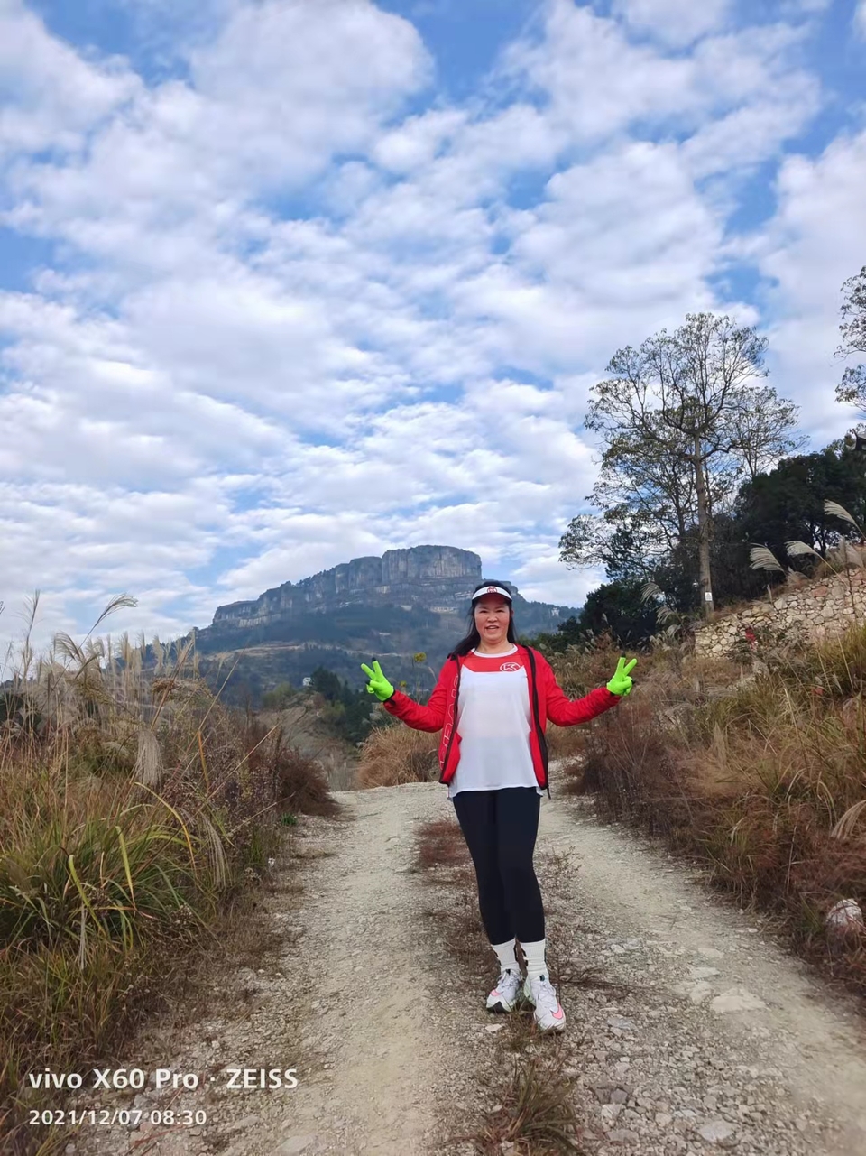 1NE1aKztxNsIconhewGbrFnIpOlduxTMppugCyWQaBESulzELOt5icNQYp2caKvE