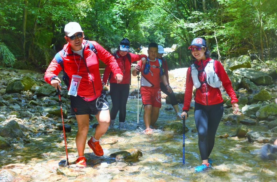 E84VgRYDIpFyT529r7dqG2V-FyViRb3dIx15SowOR-JeeYvzy7Jg_ZqzKEuBey5o