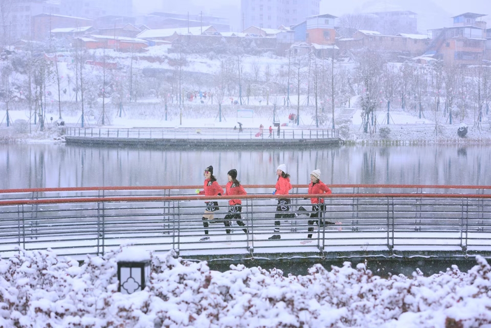 _T_blaQGFDlVBM6-ivam92EgHNgHmvnALCg3rVqUC6MncSqMJ36pKVxXIGAH_RGE