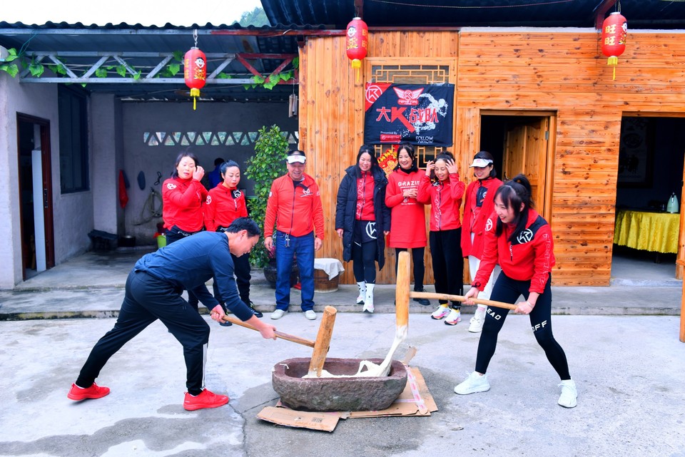 hbV77rSNpiDuQF-w13jBgo7Qk2Du6sJmXk5FQFpTCeber-4_8Wr9PzW7lCCtnCHg