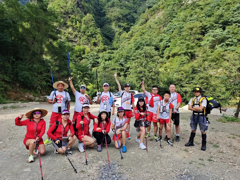 5vc_ePh4WXE8FHYZ5QspL3brdT0ZqQLTr7YgI7I-OWsBz10YnIGEMQk3qikp1cGS