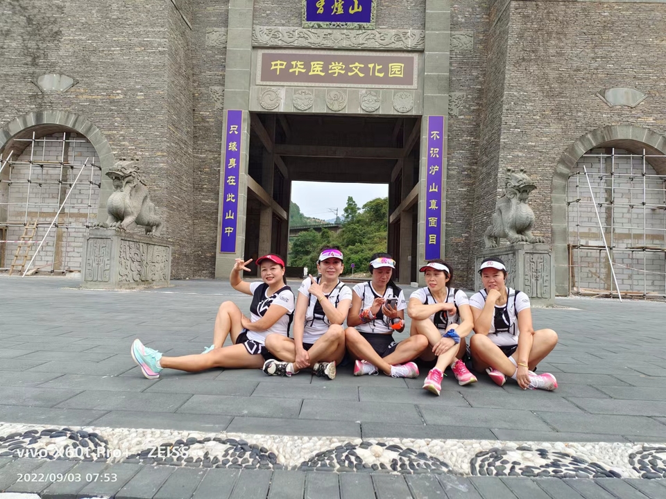 A3Cy1B24q8i28ayZ0OE8LTZwZrC0qdps2z6CucR590mUrTo1QyWT4uHREc-dbjZR