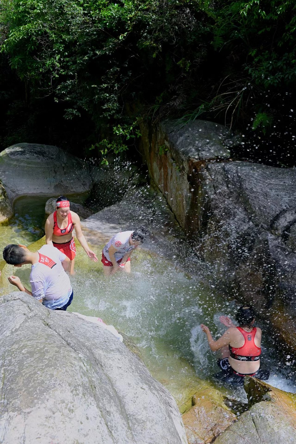 9zDYfrR2VuHCVXwRkVQqRtAquNX2pxYLsX5OfFqW-SX7WhuHt_vCHaxQQXRmp15W