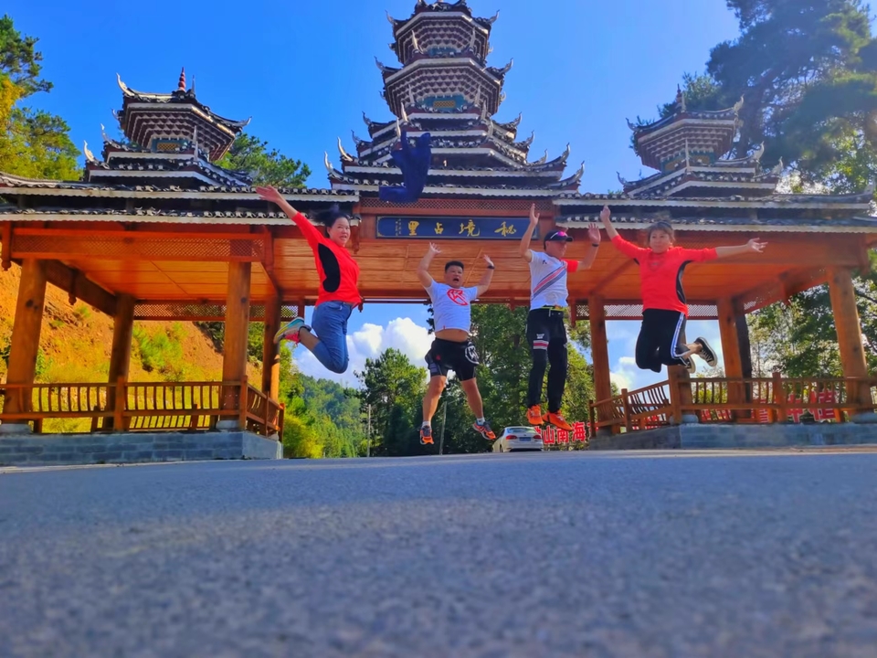 R0X_Xpz_6qBNyl1SnJUS-uM77VtTqFecriT7zDxA_VY196dtaQz6uxKSGmFF5gGr