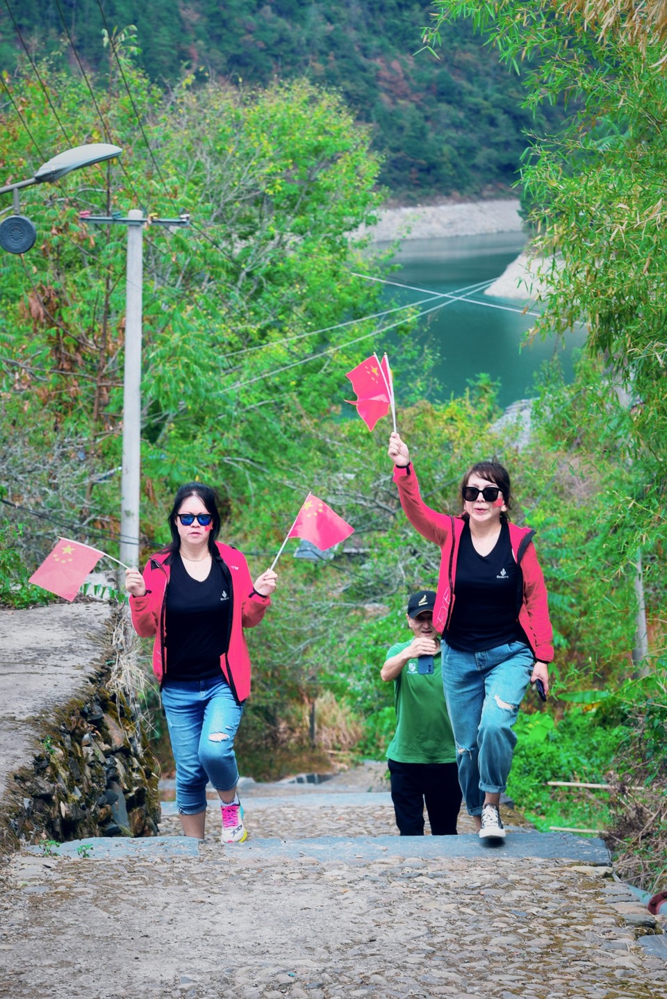 Ctg4-g-LgkNUGXL-_6BHYOyRWAQYxklJSFfGqbbX6jvKCYGjTTQkrP5yHW736Q7R