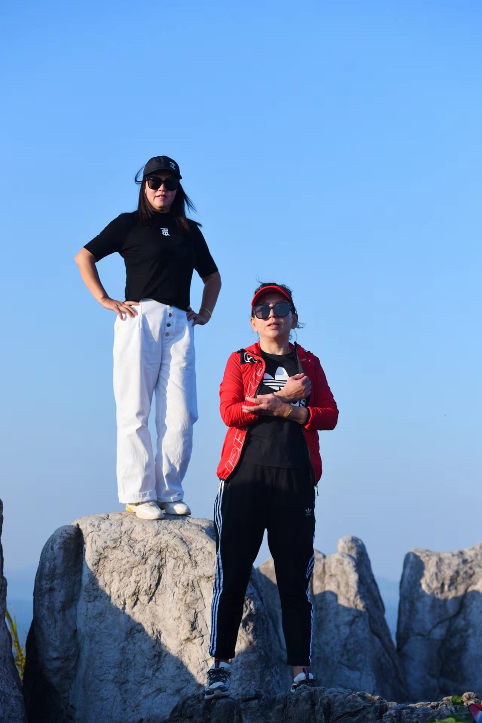 -CZKbFOxM-a4su0qY72XaSKIJxhB_WA6r6WQjJ2Oq2CXvQO4vWEJpT6g-PgvurOT