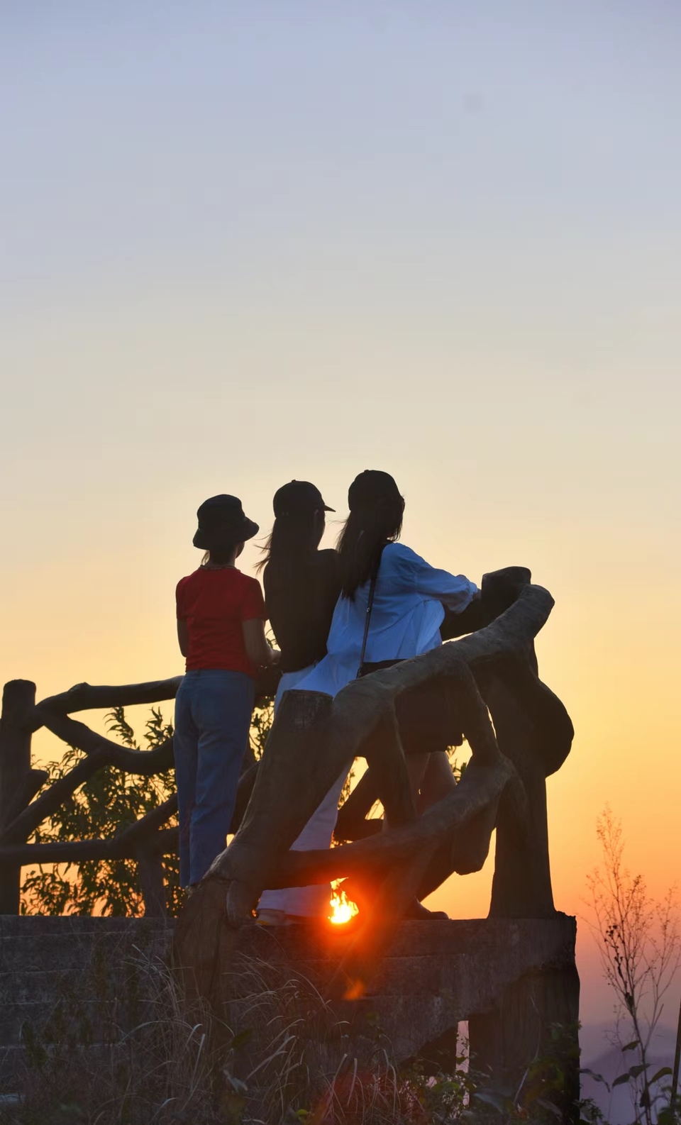 -CZKbFOxM-a4su0qY72Xab7IrDTJBBYw7cFEJH2jcm-uR9drr3CzAwdyj3IdfIS6