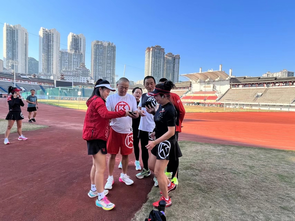 OK8CdW-vSe7UXqP0kvPL_gRvbdAik31xmxPKr5X-97zMjmP-iHqQbX8MCJr-F0Z7